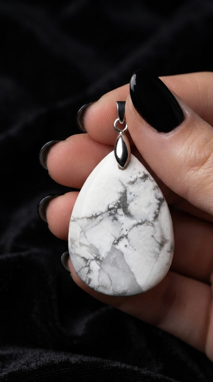 Pendentif goutte howlite