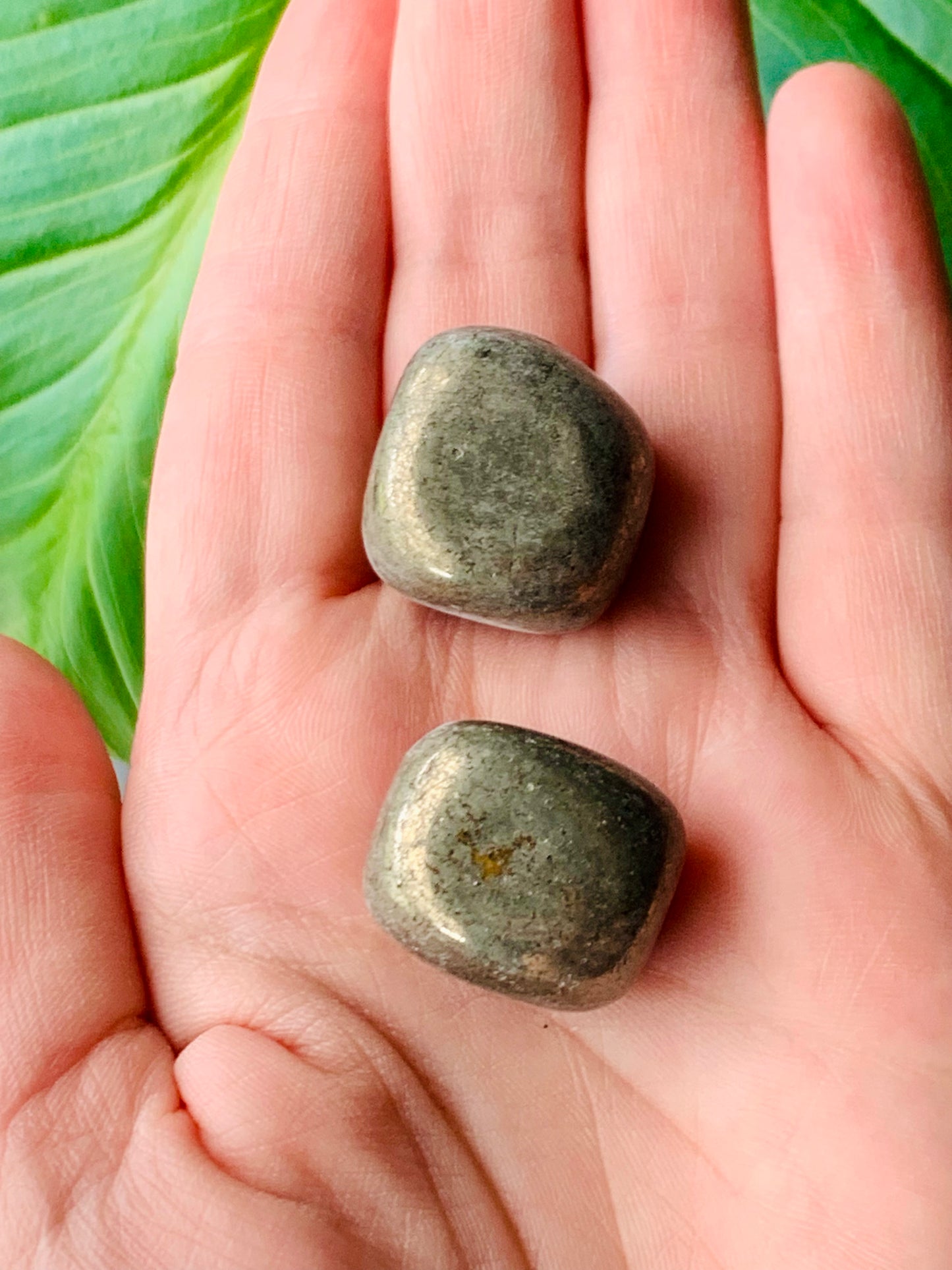 Piedra pulida de pirita