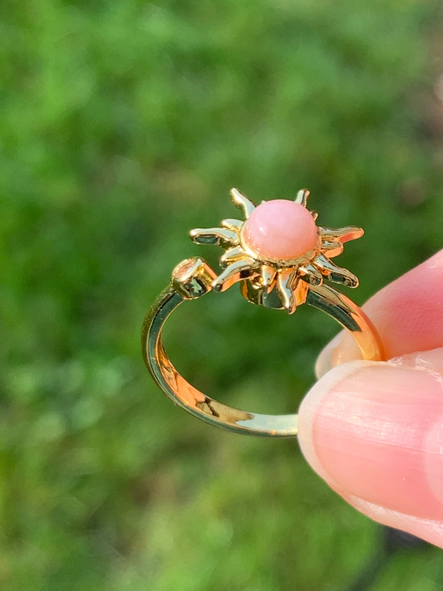 Anillo antiestrés de ópalo rosa