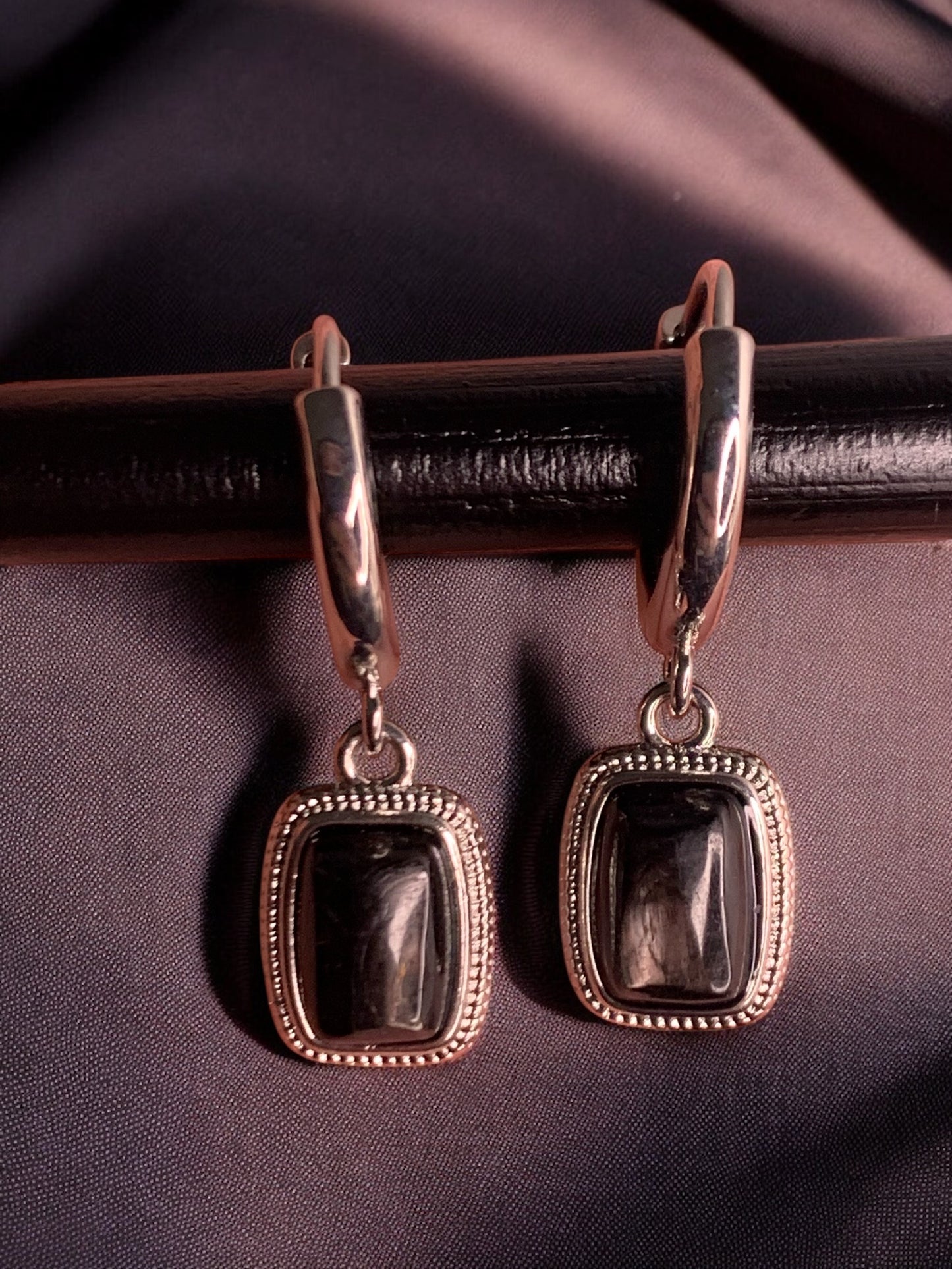 Boucles d’oreilles hypersthene