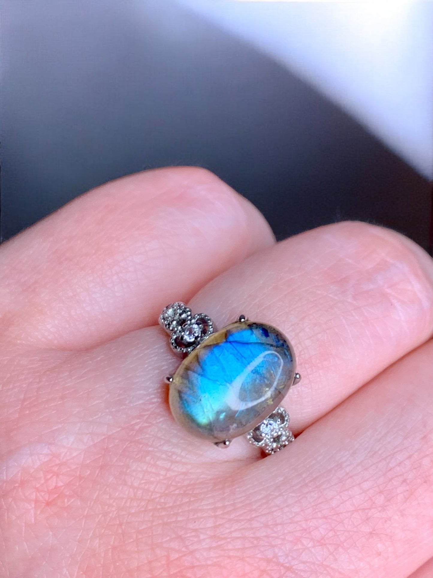 Labradorite ring