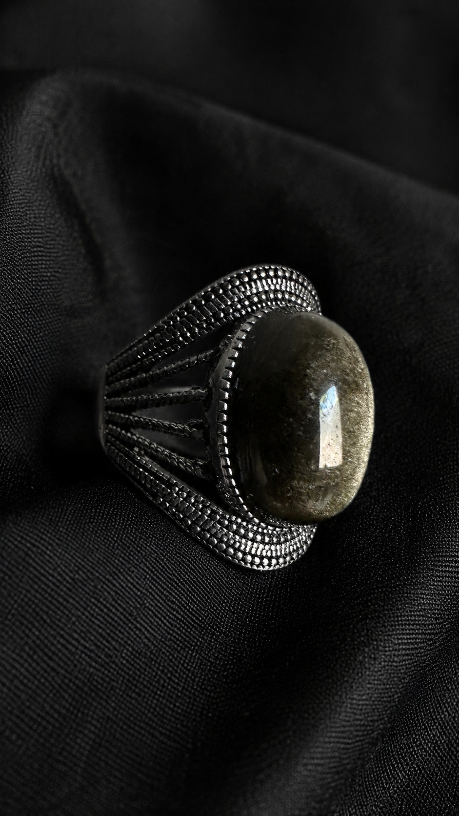 Bague obsidienne dorée