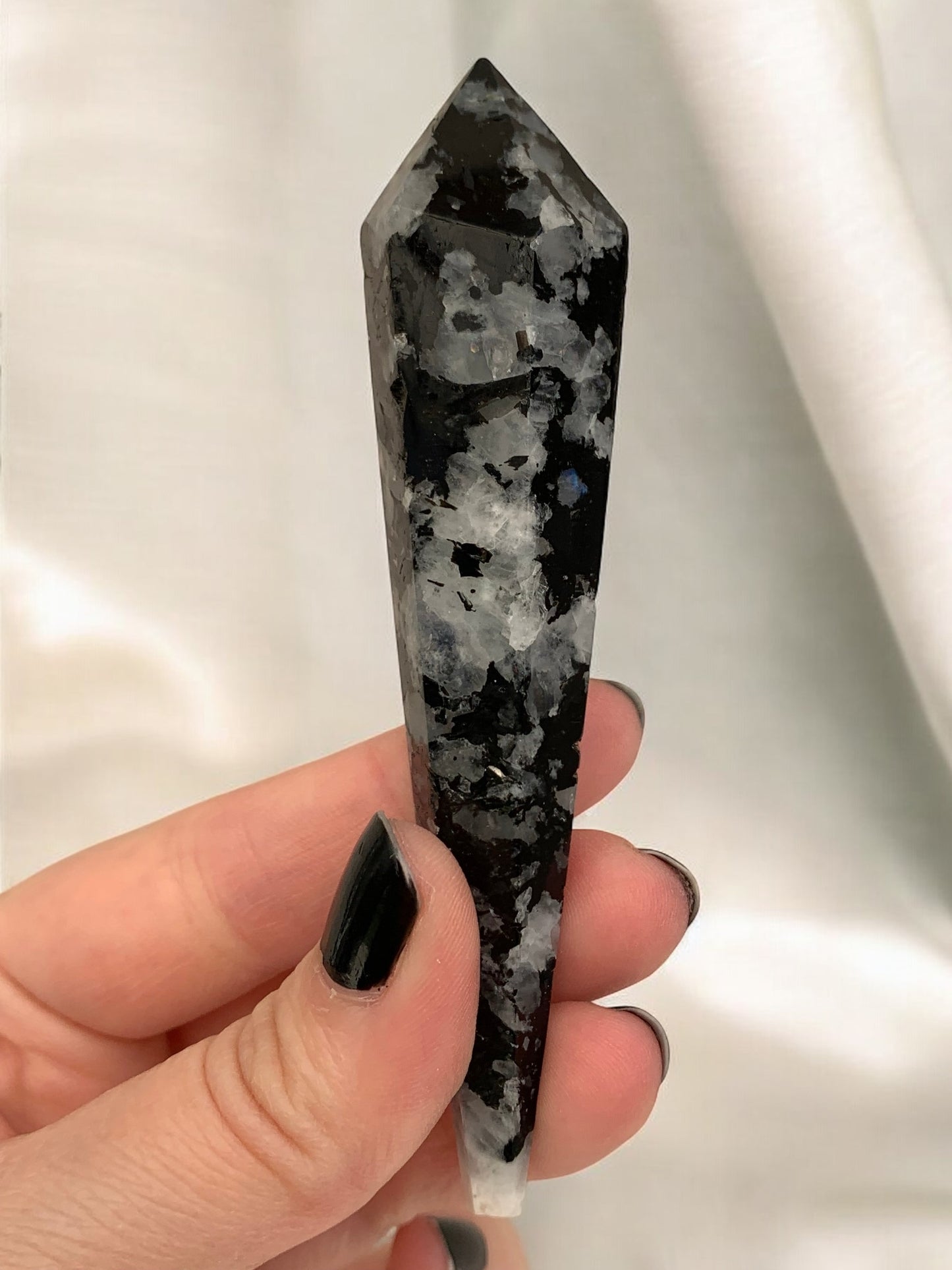 Sceptre en pierre de lune arc-en-ciel / peristérite