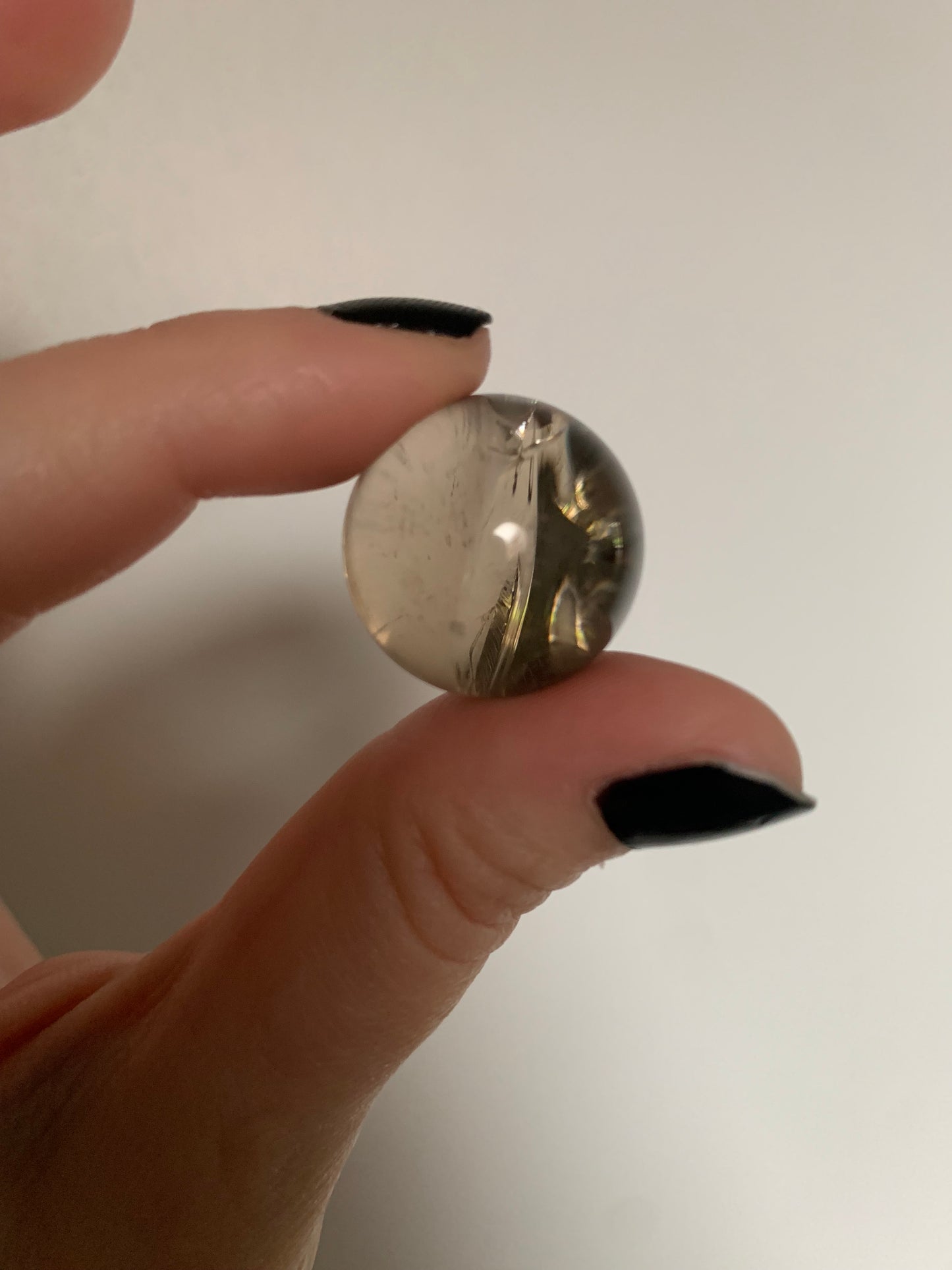 Sphère quartz fumé arc-en-ciel