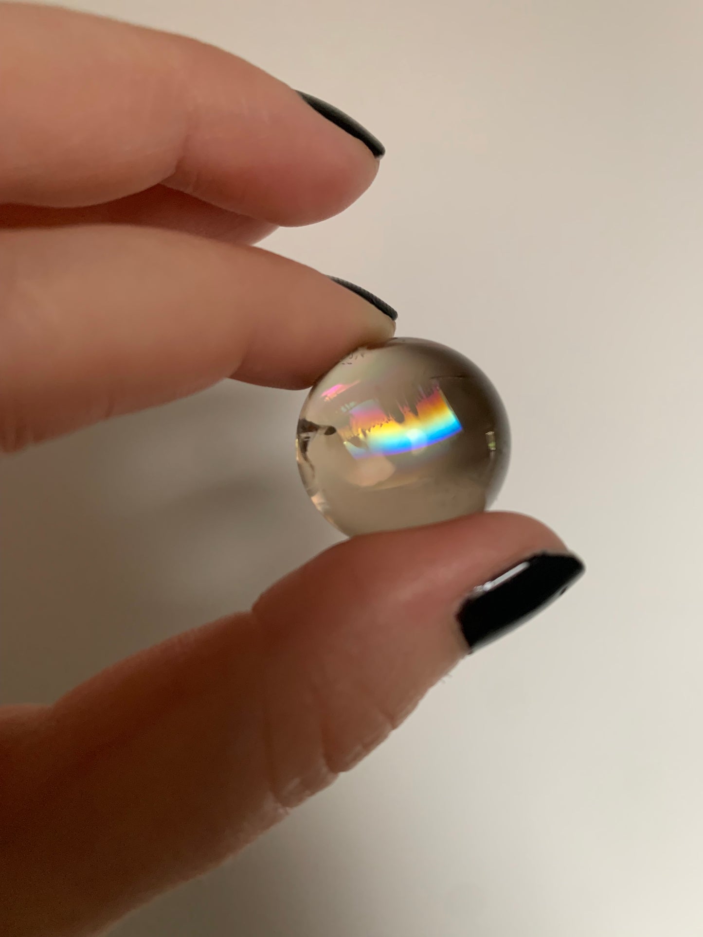 Sphère quartz fumé arc-en-ciel