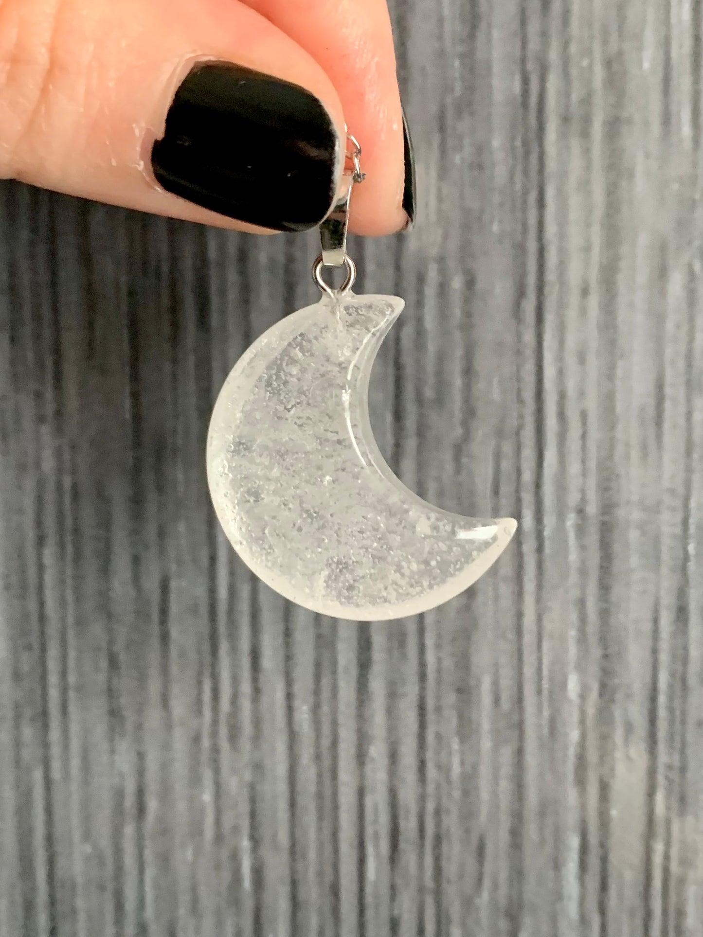 Collier lune en cristal de roche