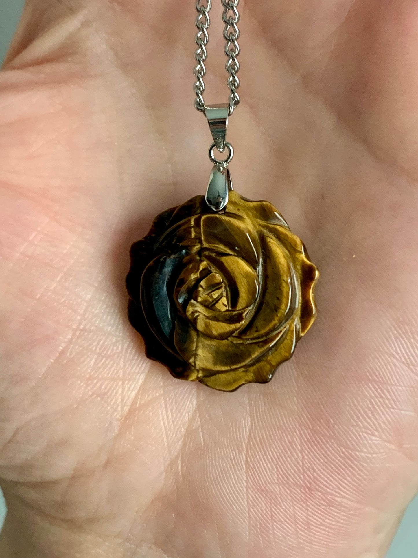 Collier fleur rose oeil de tigre