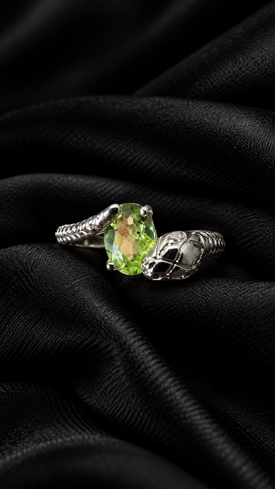 Bague serpent péridot