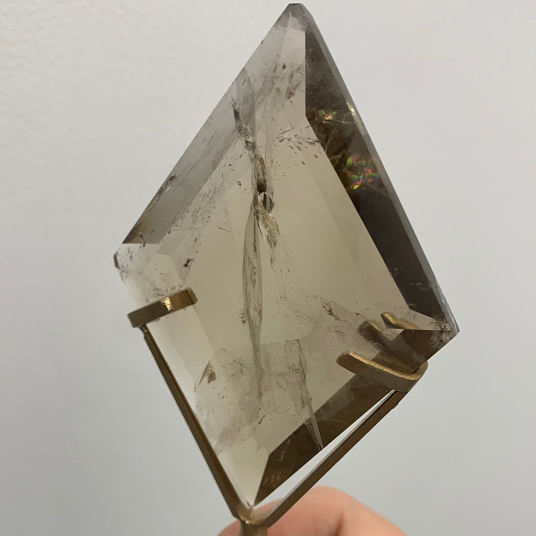 Quartz fumé sur socle