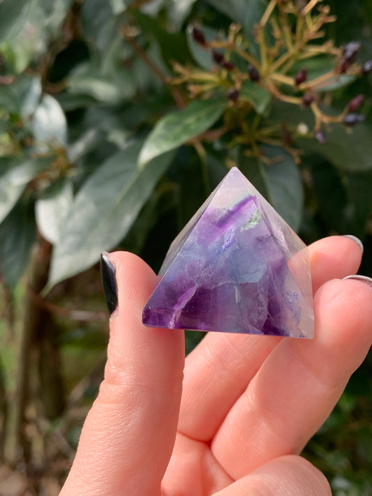 Pyramide en fluorite