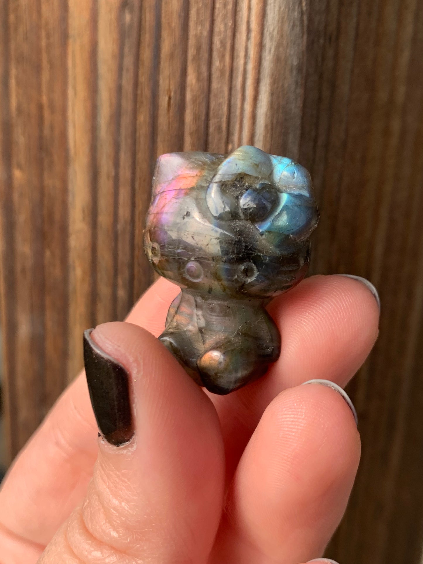 Hello Kitty labradorite