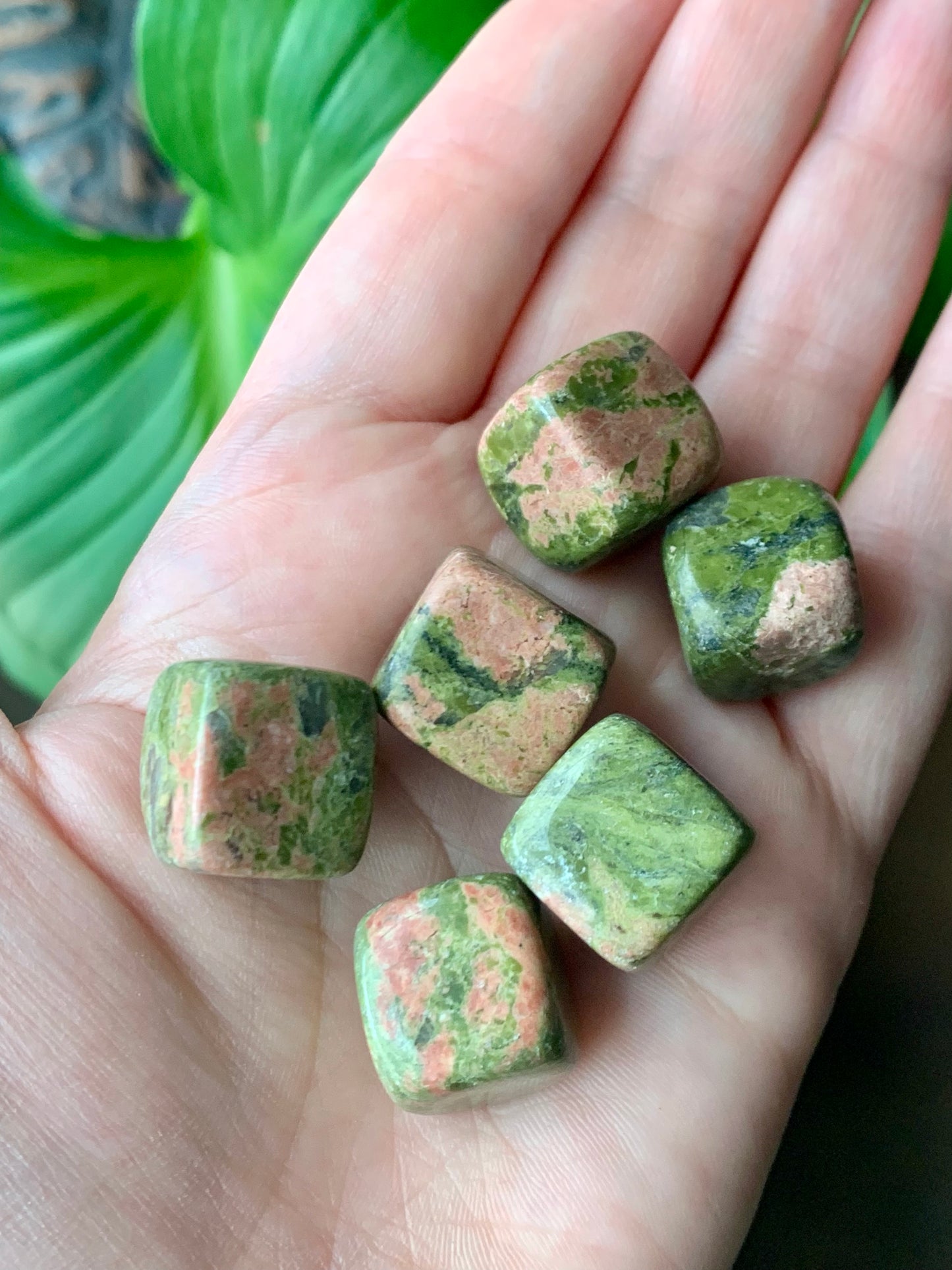 Cube unakite