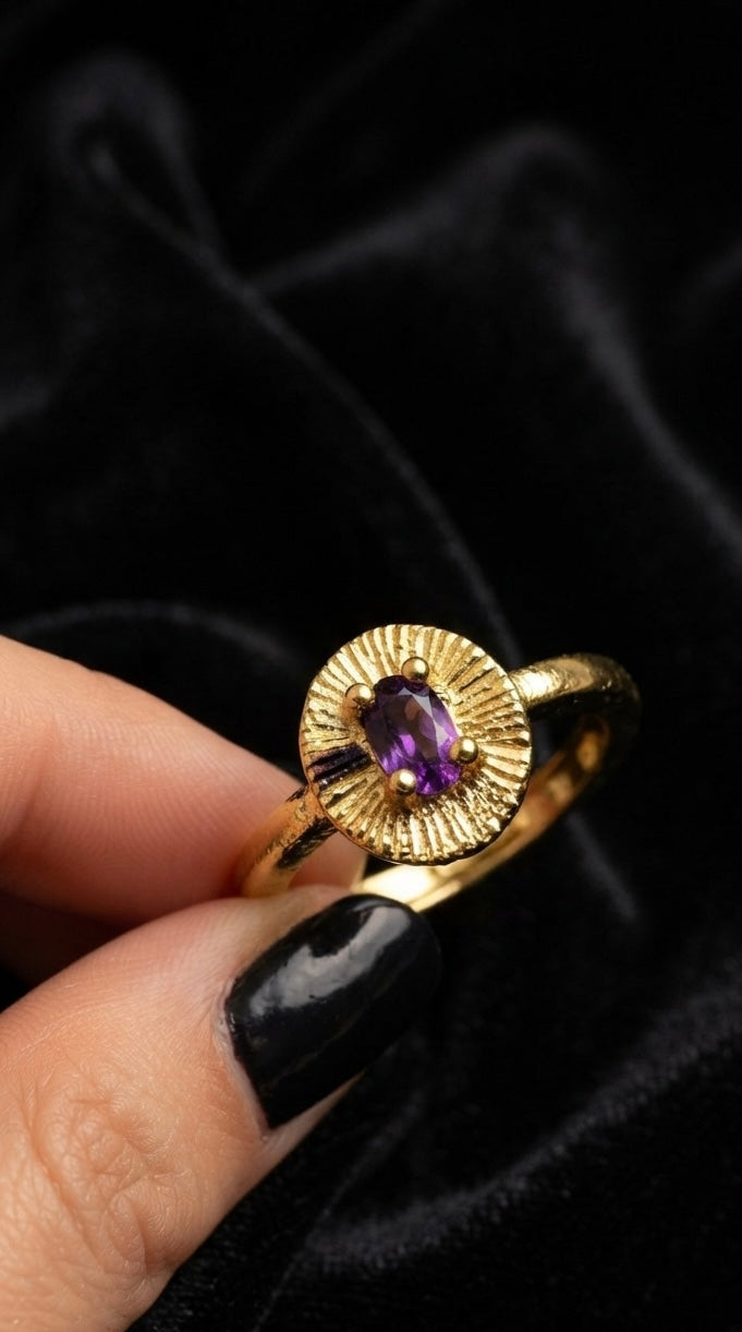 Bague améthyste dorée