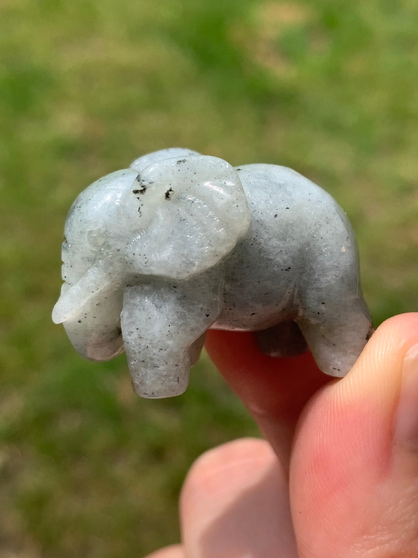 Éléphant labradorite