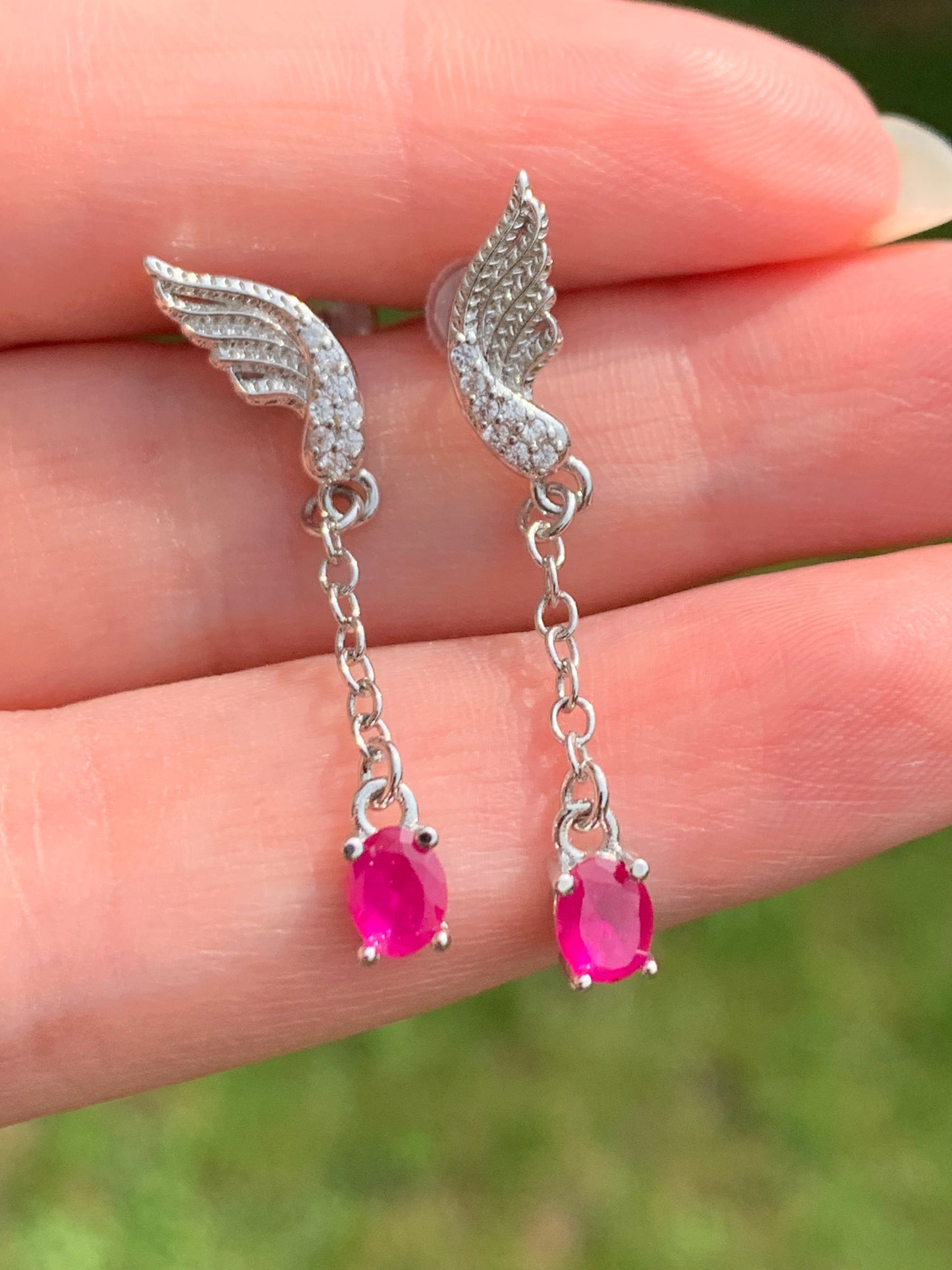 Boucles d’oreilles rubis ailes