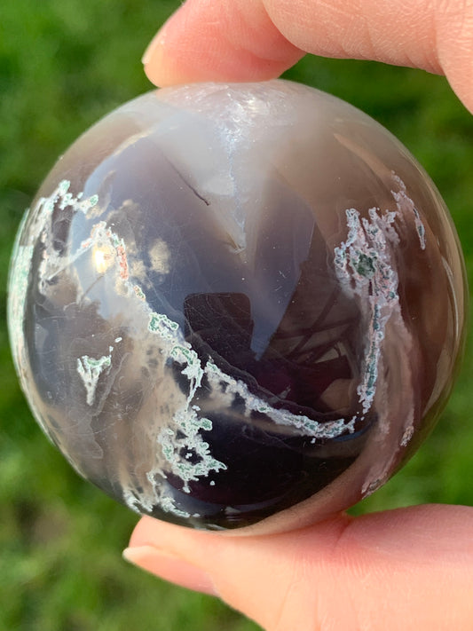 Sphère agate mousse grise