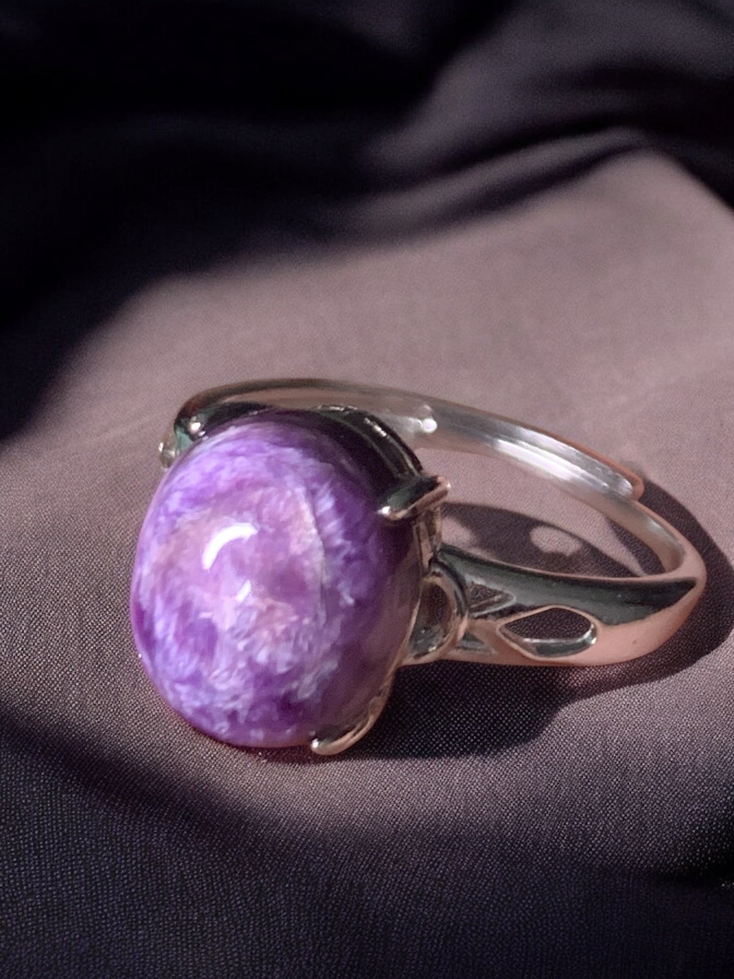 Bague charoite