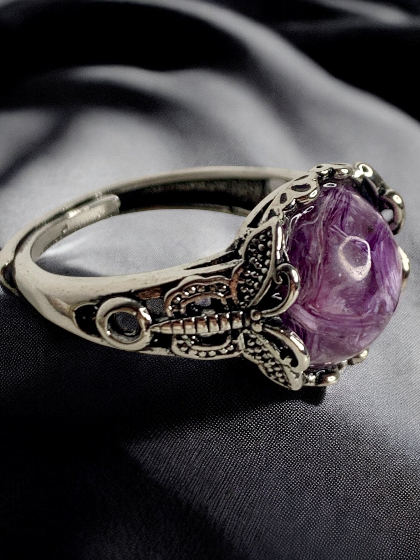 Bague charoite