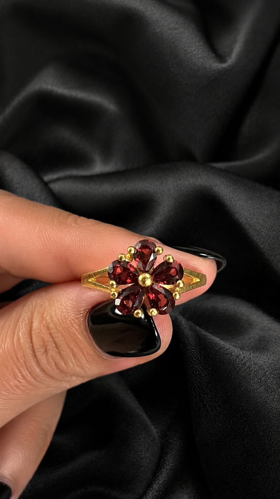Bague grenat