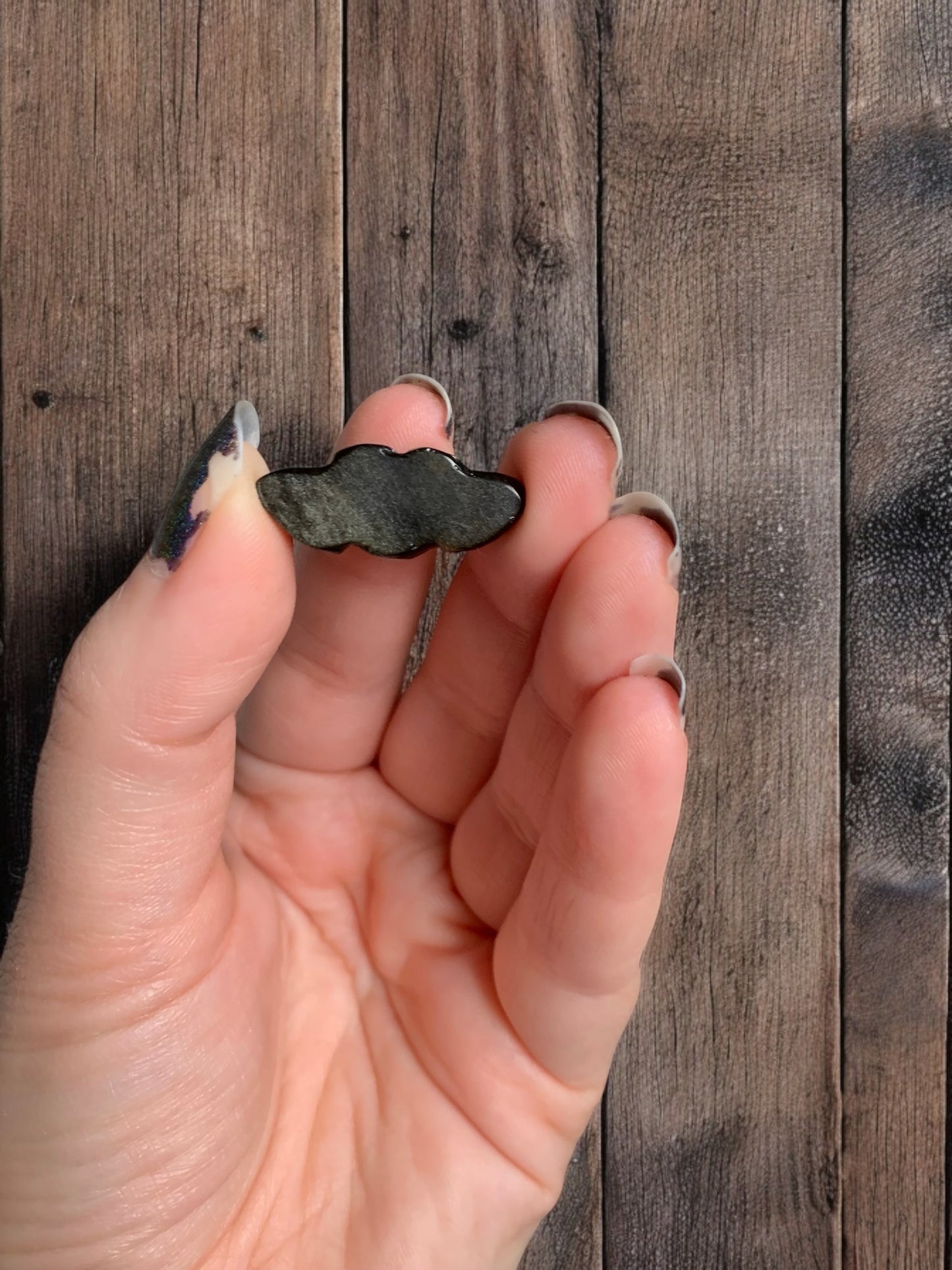 Coeur ailé en obsidienne dorée