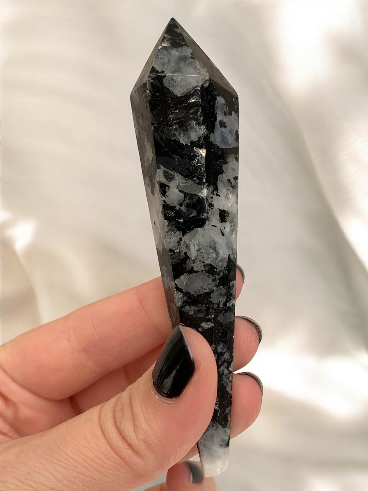 Sceptre en pierre de lune arc-en-ciel / peristérite