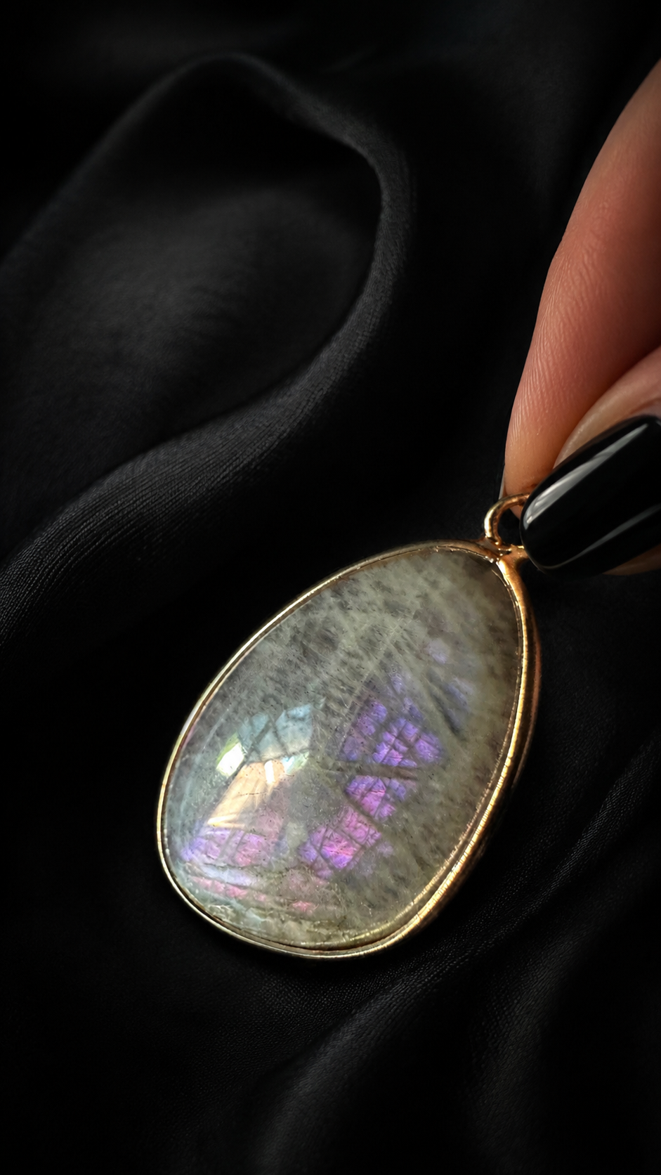 Pendentif en labradorite / spectrolite