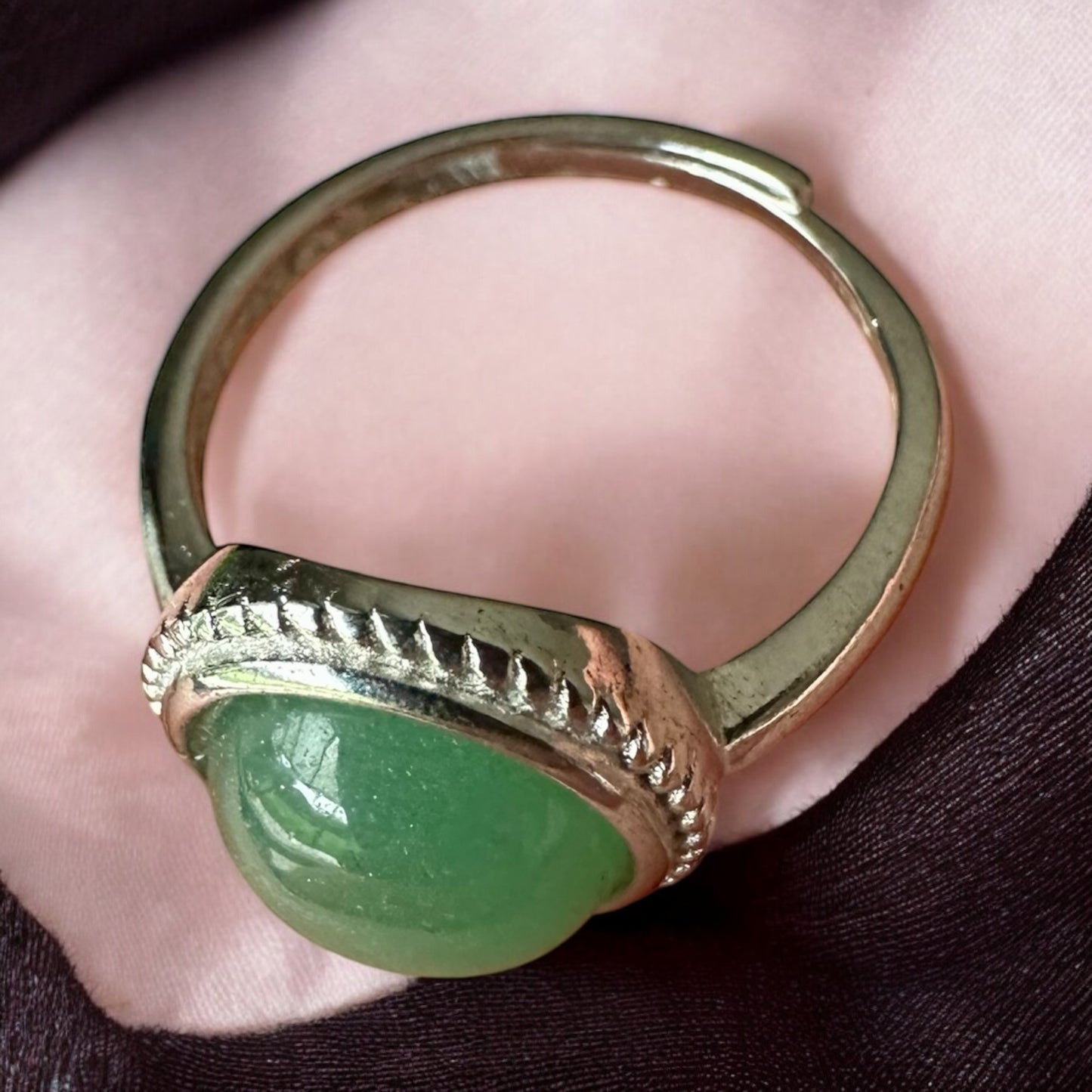 Anillo de jade verde
