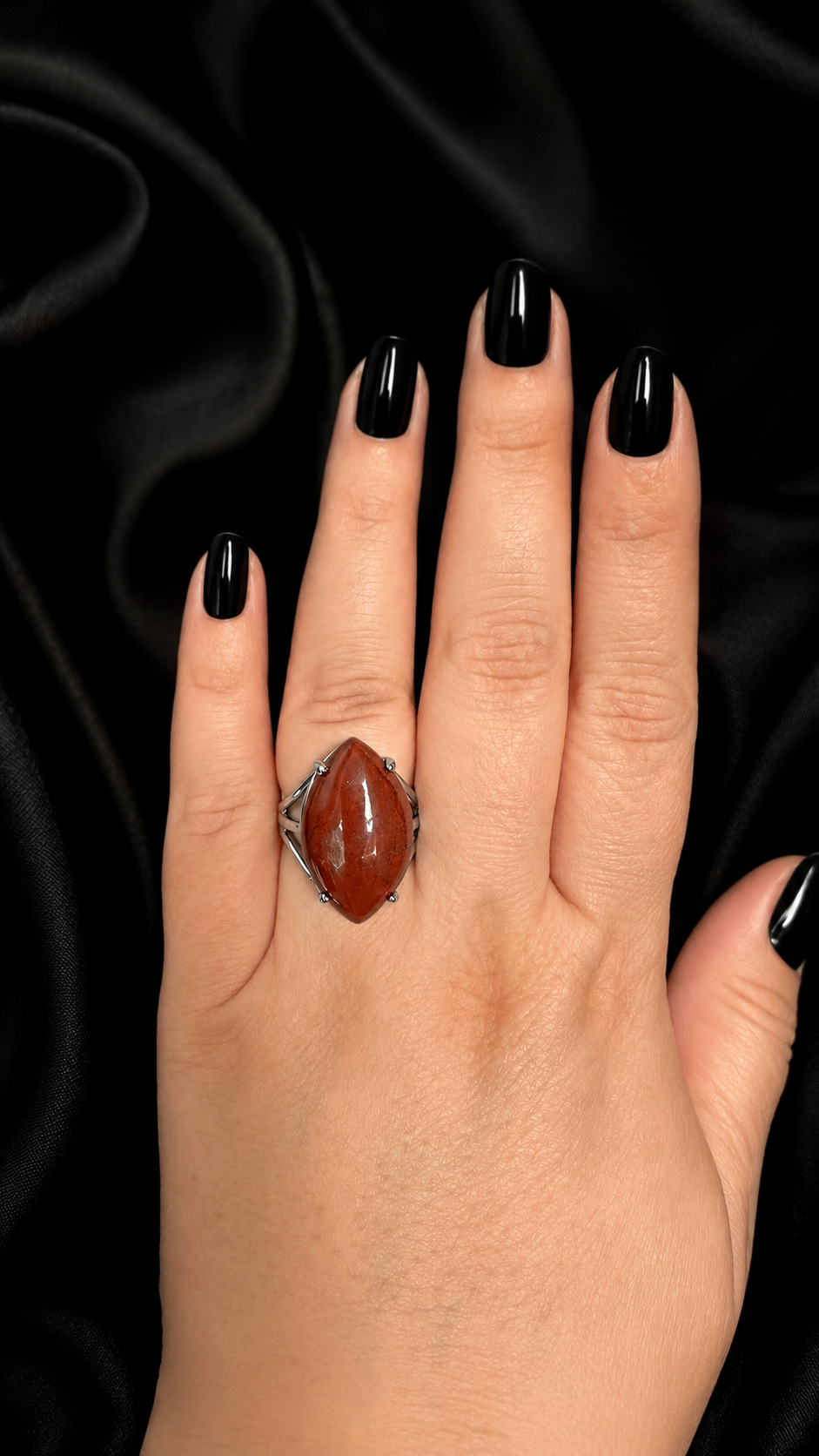 Bague jaspe rouge