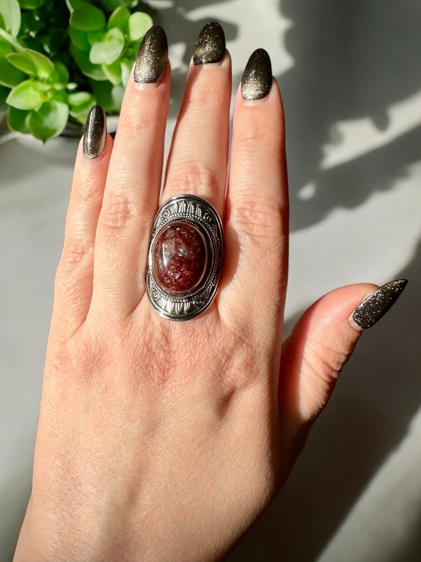 Grosse bague quartz hematoide