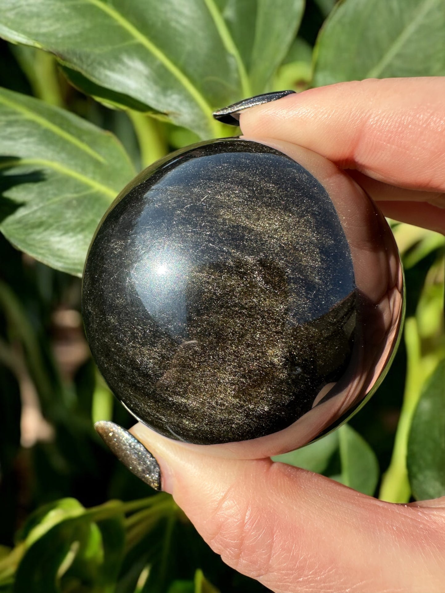 Sphere obsidienne dorée 37